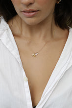 Load image into Gallery viewer, Aloha Bloom Aromatherapy Necklace | MIH Exclusive 2024