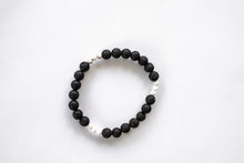 Load image into Gallery viewer, Men&#39;s Lava Howlite Bead Bracelet
